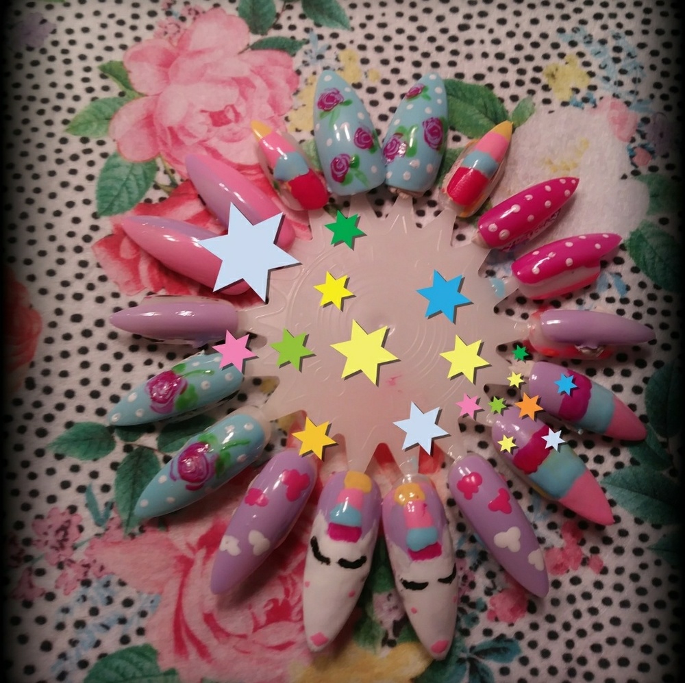 Fake Nails - Picture 5 of 5